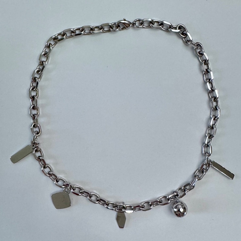 TIFFANY & CO - RARE RETIRED 1837 5 CHARMS NECKLACE - MINT - Picture 4 of 4